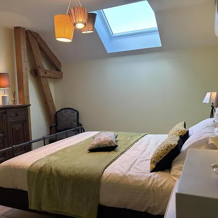Paisible A Estivareilles, Piscine Chauffee, Animaux Acceptes - Fr-1-489-615